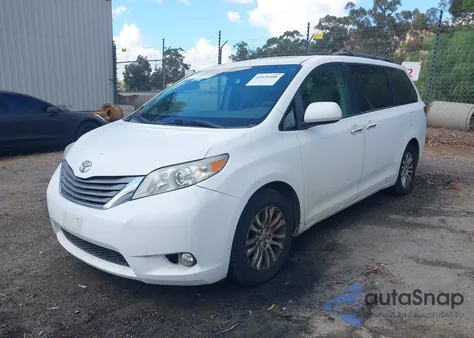 2011 Toyota Sienna Xle V6 из США, поврежденный, VIN 5TDYK3DCXBS144318